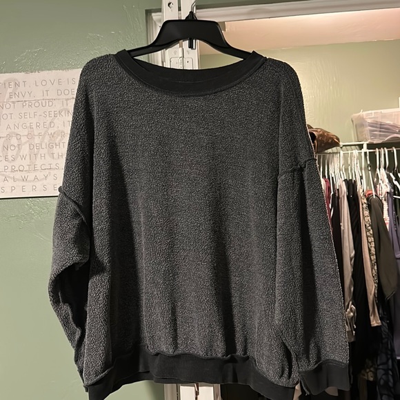 Free People Tops - Free People Fleece Sweatshirt Size Small